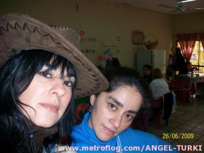 20091012022827-con-silvia-en-la-mini-pena-para-los-abus-junio-2009.jpg